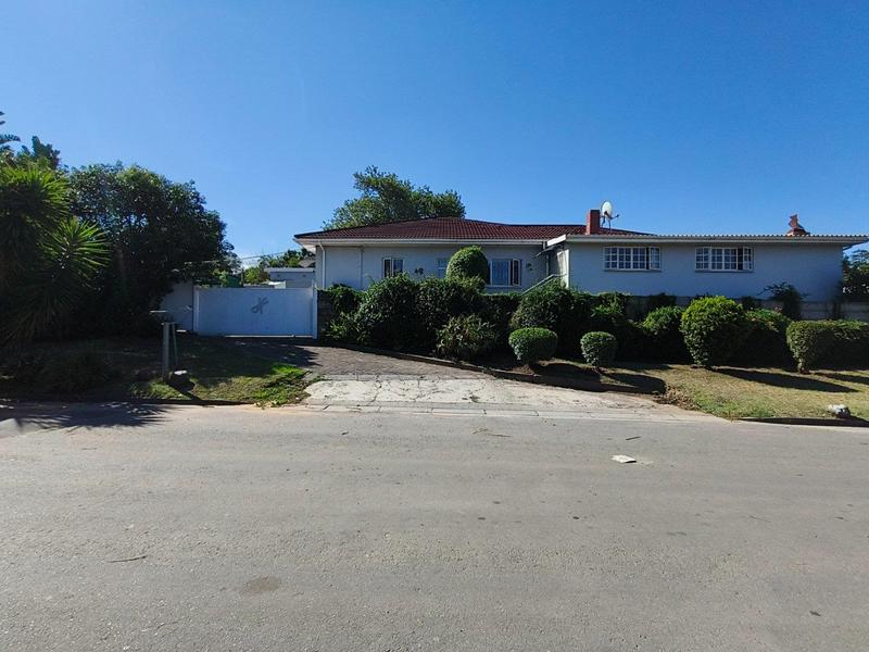 7 Bedroom Property for Sale in Mthata Eastern Cape